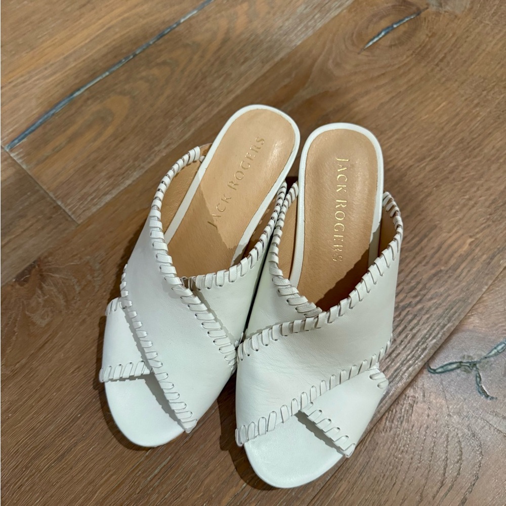 NWOT-JACK ROGERS White/Cream Sloane Cork Wedge
Mules : SIZE 7 :
